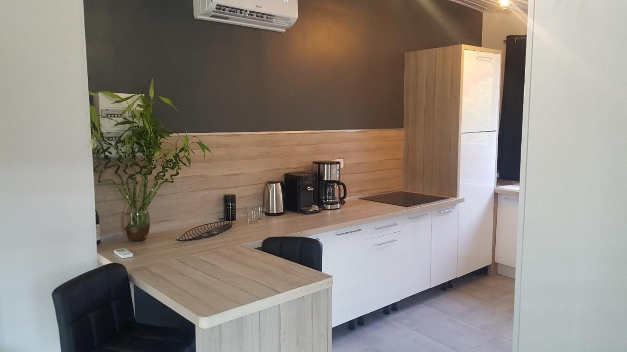Appartement La Bastide de l'Issole à Besse-sur-Issole Extérieur photo