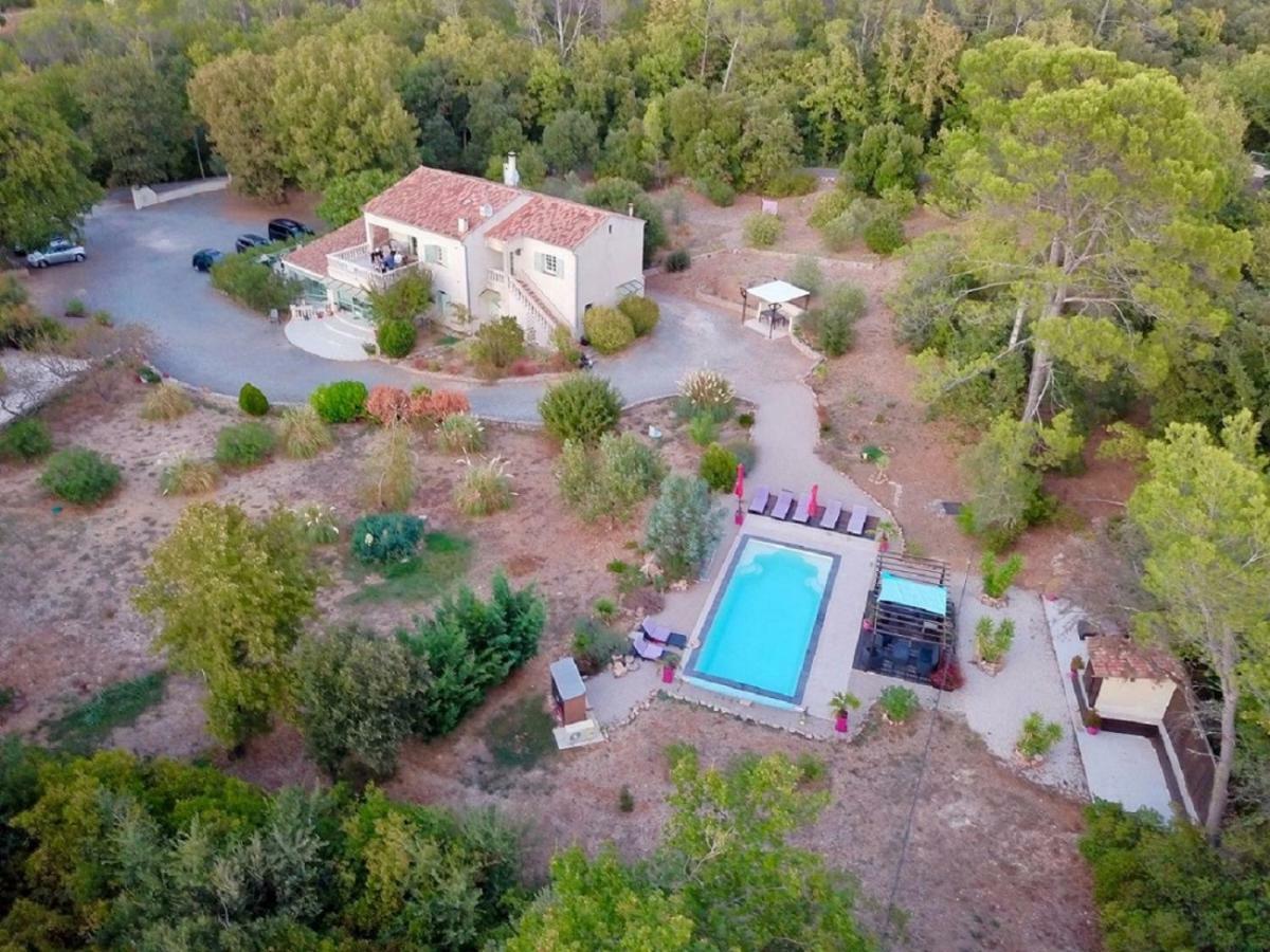 Appartement La Bastide de l'Issole à Besse-sur-Issole Extérieur photo